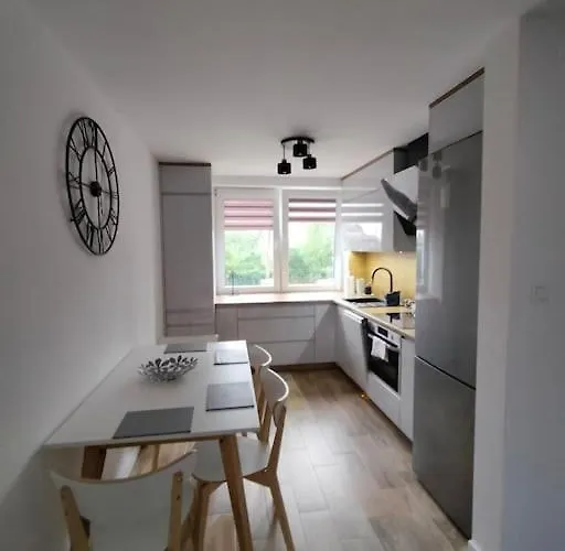 Szmaragdowy Appartamento Budzistowo