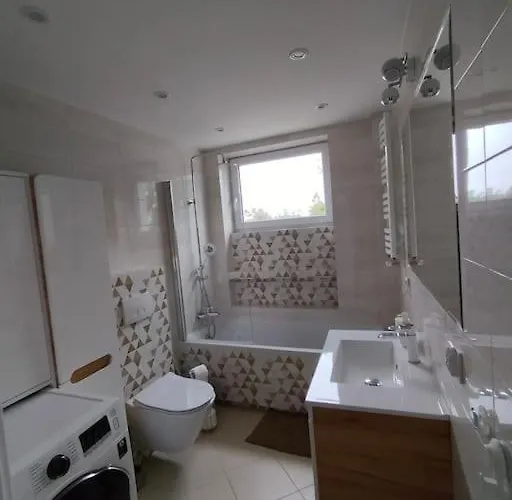 Szmaragdowy Budzistowo